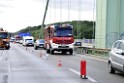 Schwerer LKW VU PKlemm A 4 Rich Olpe auf der Rodenkirchener Bruecke P421